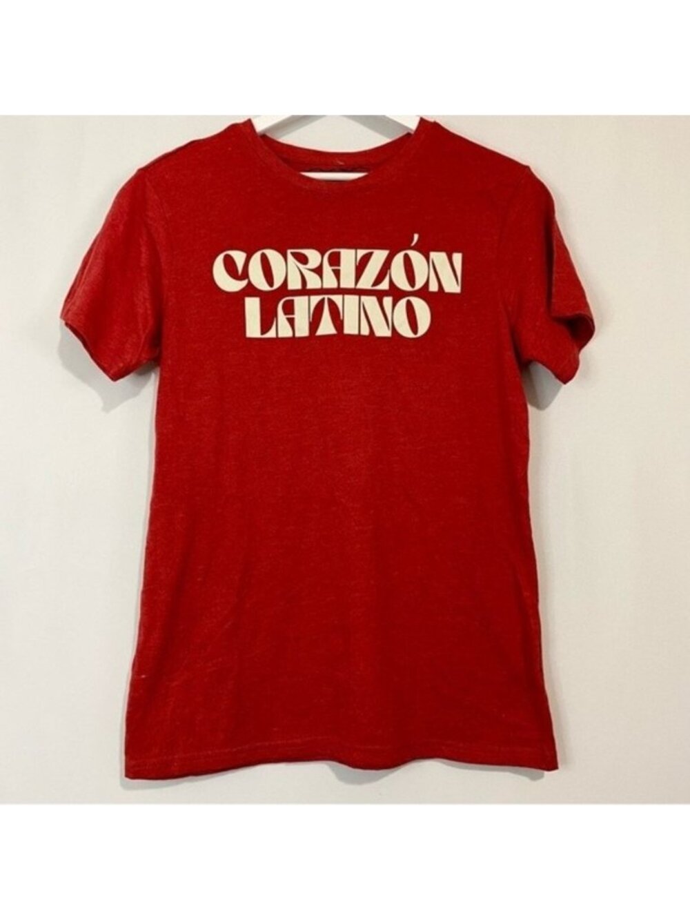 JZD Women’s Corazón Latino Short Sleeve Graphic Tee Shirt Red NWT